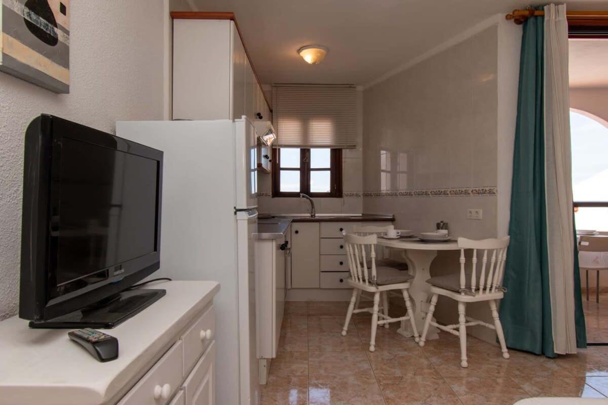 Parque Santiago II 269 - Studio With Sea And Pool Views Плая де лас Америкас Екстериор снимка