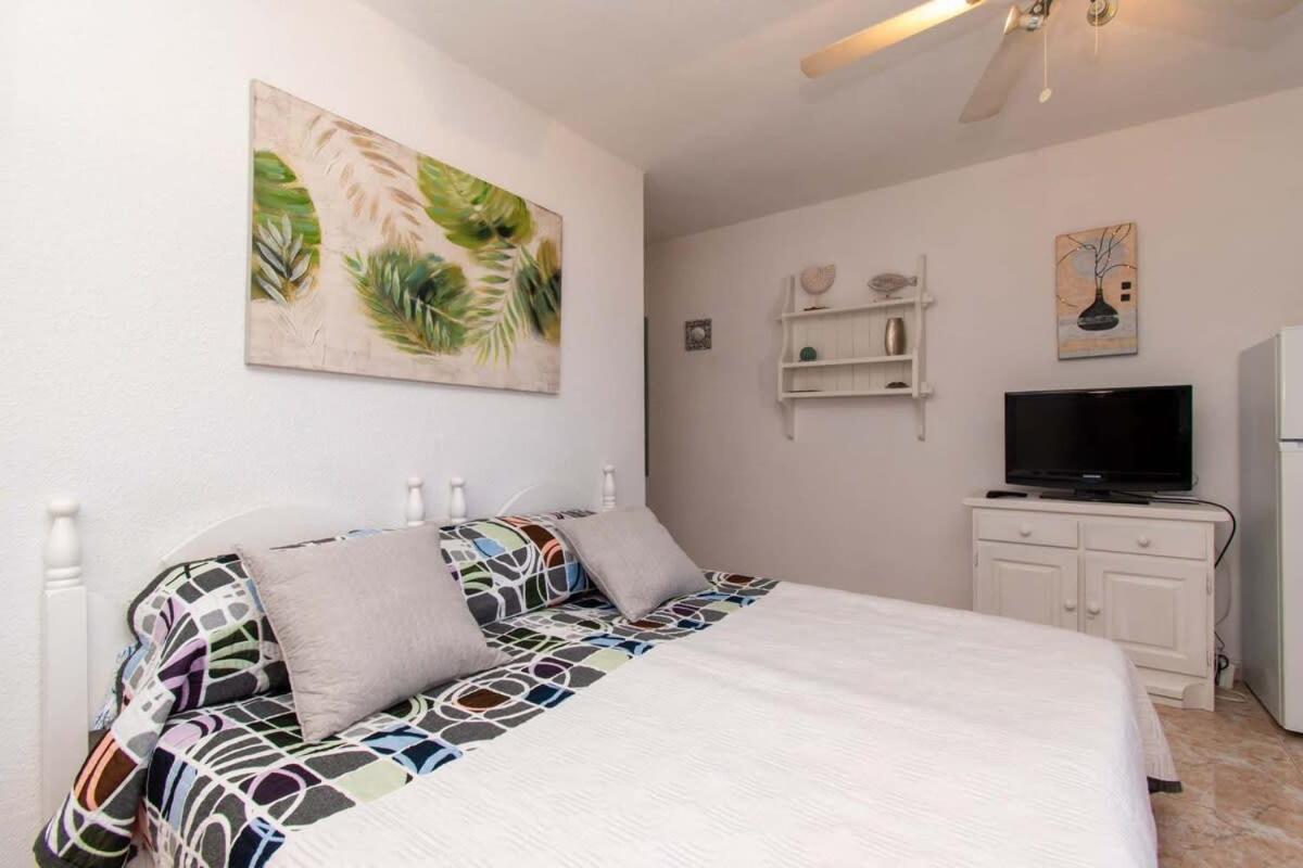 Parque Santiago II 269 - Studio With Sea And Pool Views Плая де лас Америкас Екстериор снимка