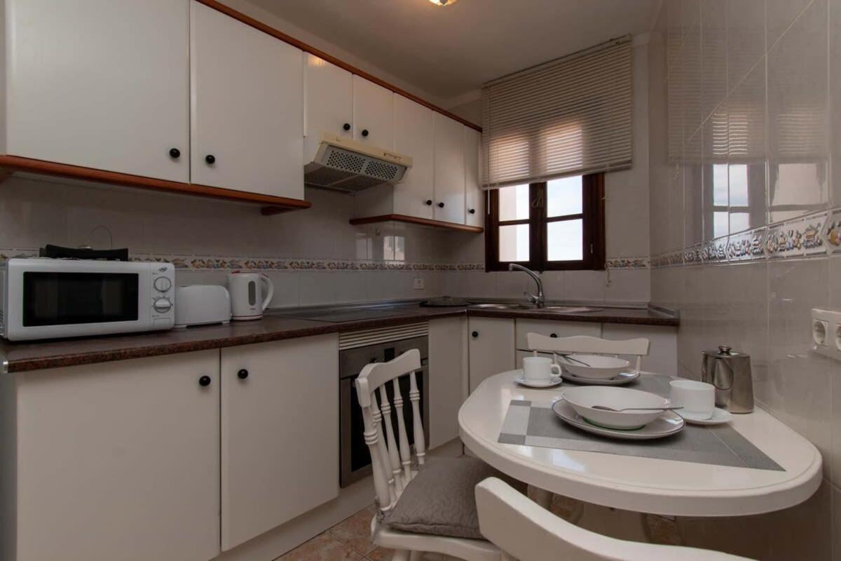 Parque Santiago II 269 - Studio With Sea And Pool Views Плая де лас Америкас Екстериор снимка