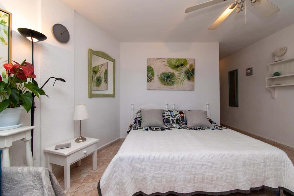 Parque Santiago II 269 - Studio With Sea And Pool Views Плая де лас Америкас Екстериор снимка